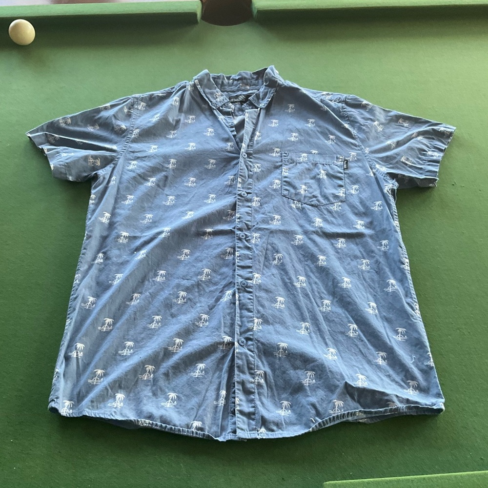 Molokai Light Blue Casual Button Down surf Shirt with Short Sleeves XL